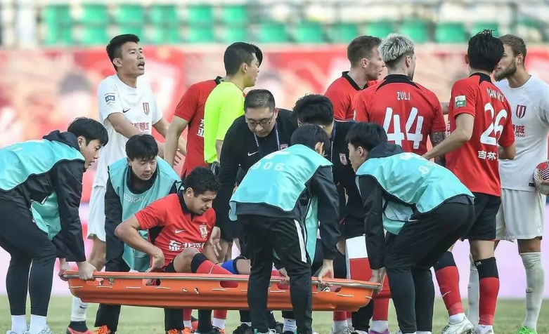 官方：凯恩中超首位下课主帅的简单介绍